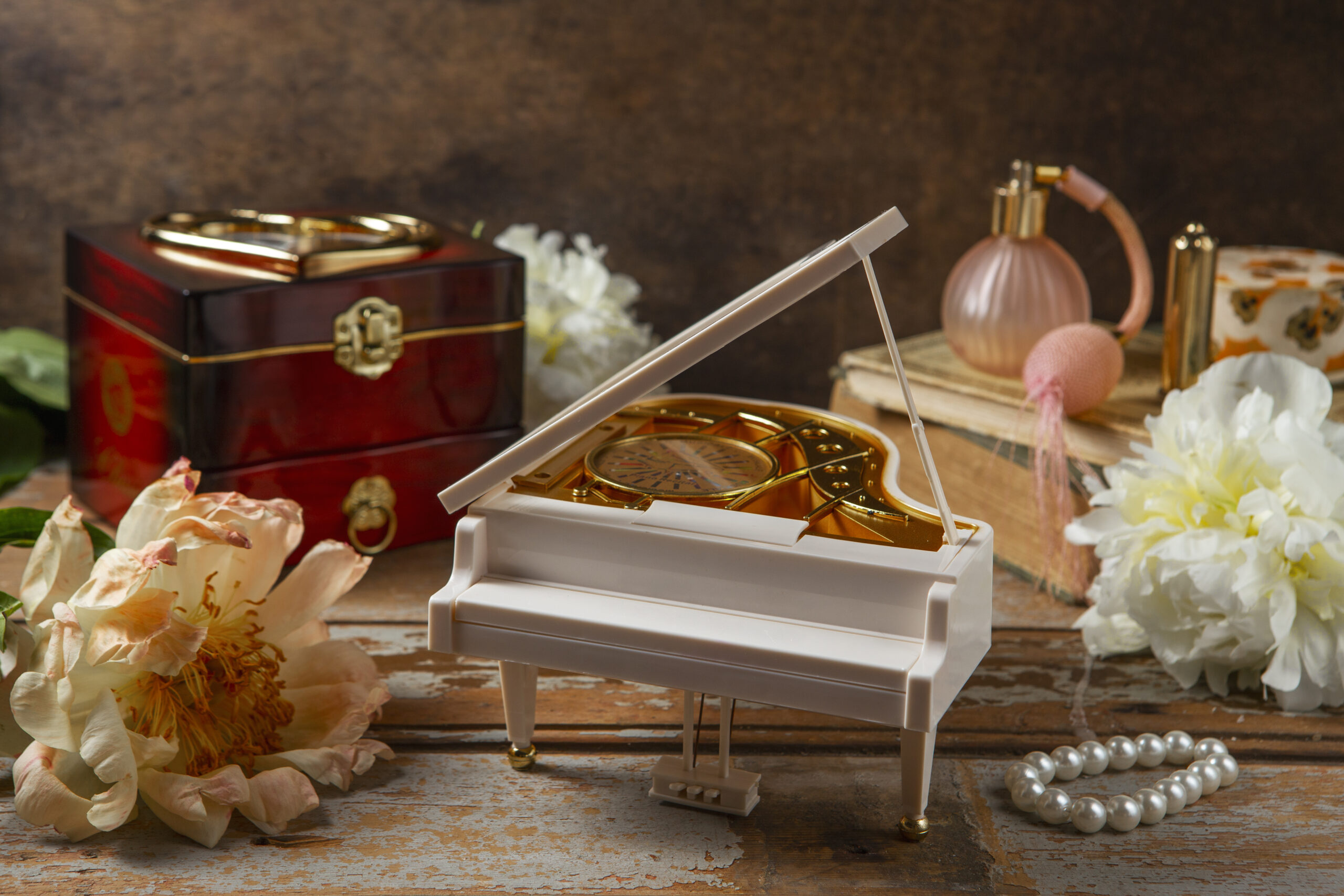 Read more about the article Jewelry Travel Case: 7 Stunning Ways to Protect Your Gems.